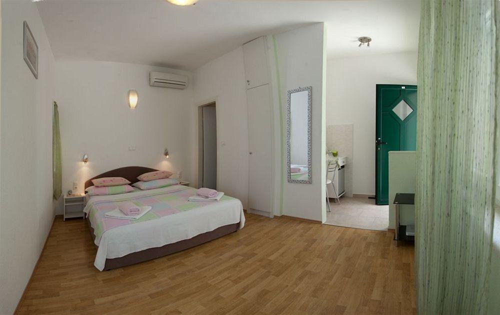 Central Old Town Rooms سبليت المظهر الخارجي الصورة