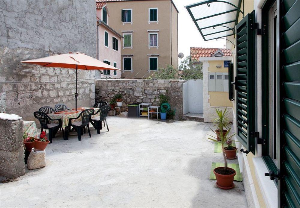 Central Old Town Rooms سبليت المظهر الخارجي الصورة