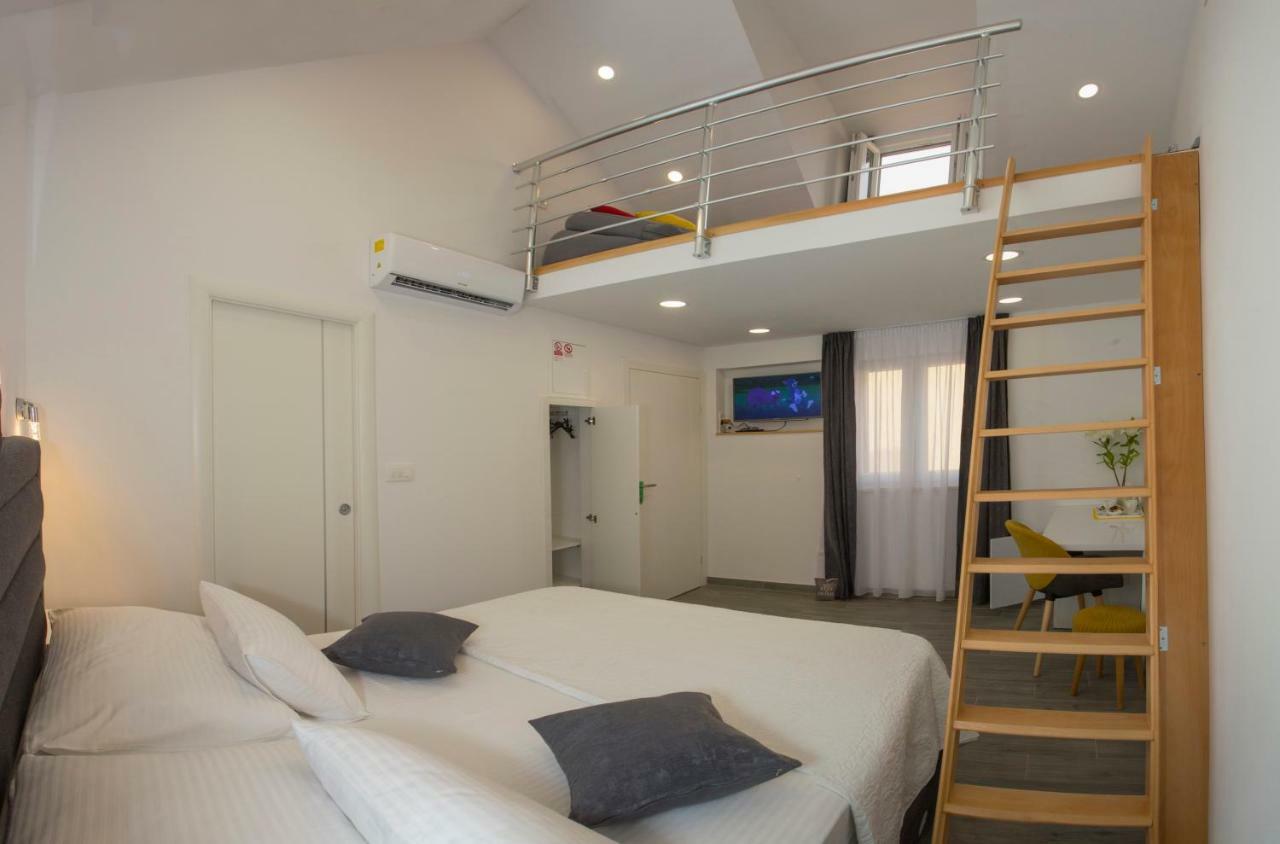 Central Old Town Rooms سبليت المظهر الخارجي الصورة